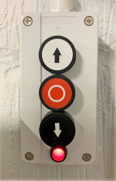 File:Rollertec-Pushbutton-Switches.jpg