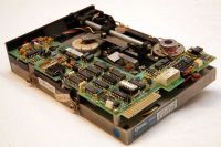 Qumetrak-142-floppy-drive-rear.jpg